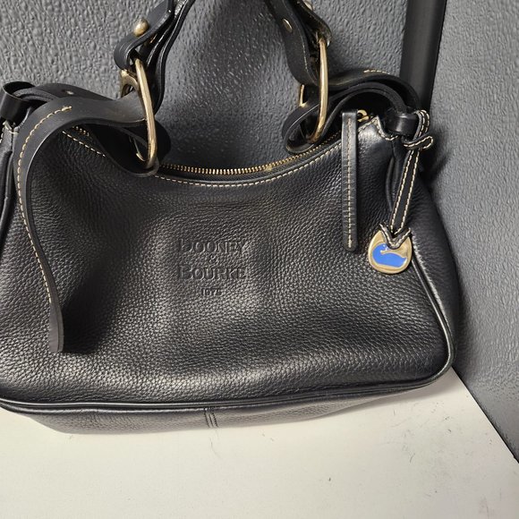 Dooney & Bouke leather bag